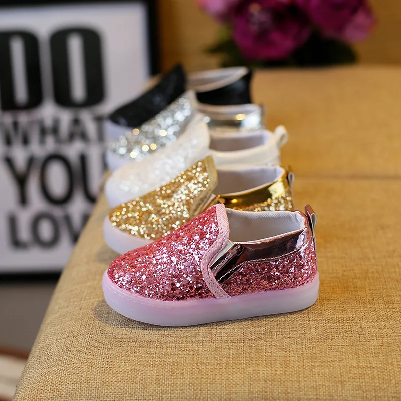 

Kids Shoes with Light Princess Girls Led Sneakers Spring/Autumn Breathable Fashion Boys Sequins Shoes Canvas Soft Girls Shoes