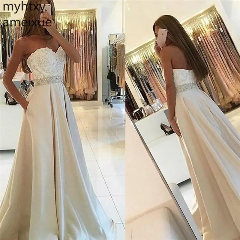 Женское атласное вечернее платье белое ТРАПЕЦИЕВИДНОЕ без рукавов расшитое