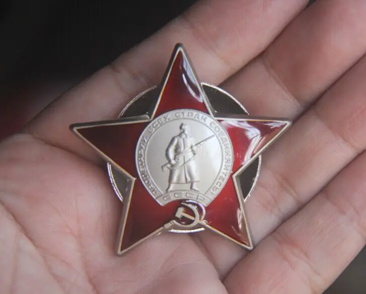 Значок на лацкан России СССР 4 8 см винтажная Античная классика металлический
