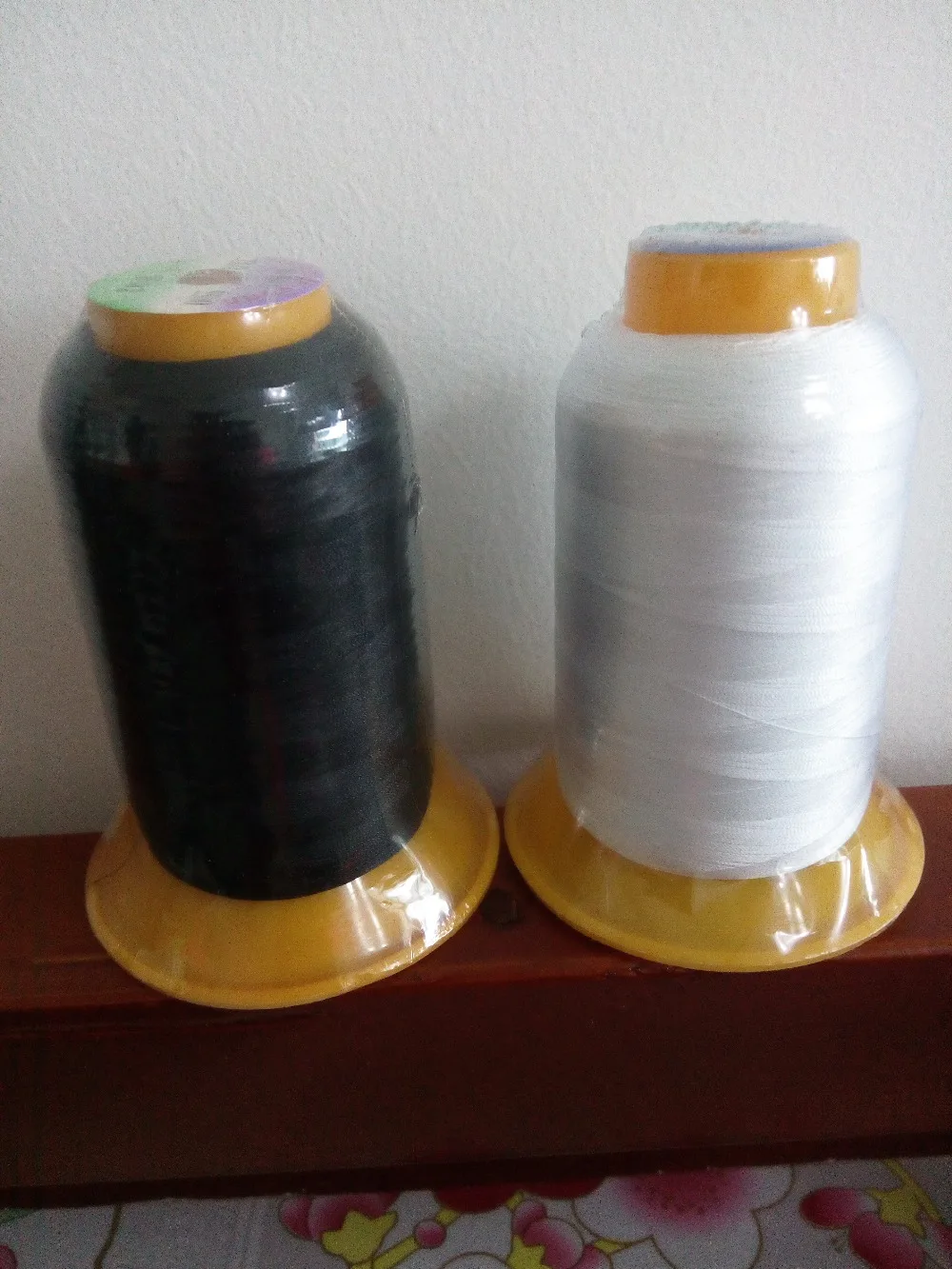 Большая швейная машина для вышивки 5000 м нить из бобины Brother Janome белая и черная с