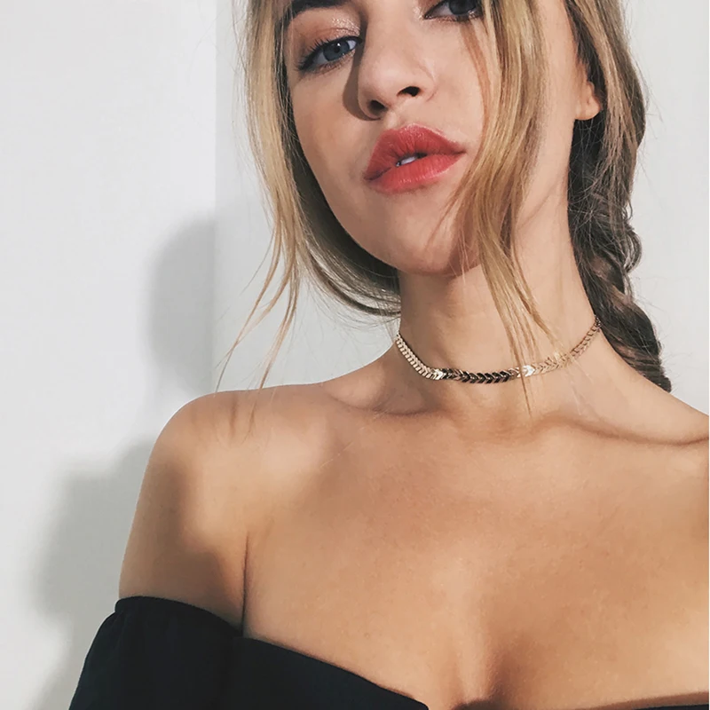 Ожерелье-цепочка женское из металлического сплава с листьями