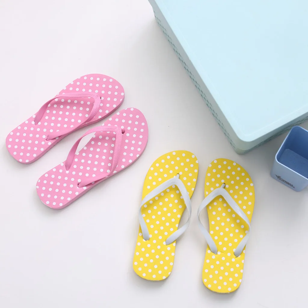 MUQGEW для женщин сланцы летние пляжные обувь, Тапочки модные удобные женские повседневная одежда вне тапочки на плоской подошве