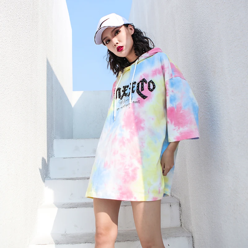Фото 2020 Summer Hip hop Women Tshirt Hoodie Tops Print Letter T Shirt Cotton Half Sleeve tees Casual Loose Ladies shirt Streetwear Женская 2020 Summer Hip hop Women Tshirt Hoodie Tops Print Letter T Shirt Cotton Half Sleeve tees Casual Loose Ladies shirt Streetwear Женская