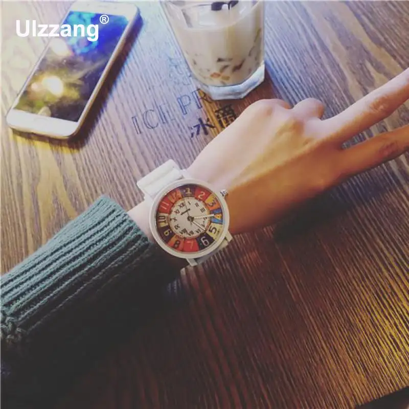 Мягкие резиновые кварцевые наручные часы 2018 с милыми фруктовыми рыбками и