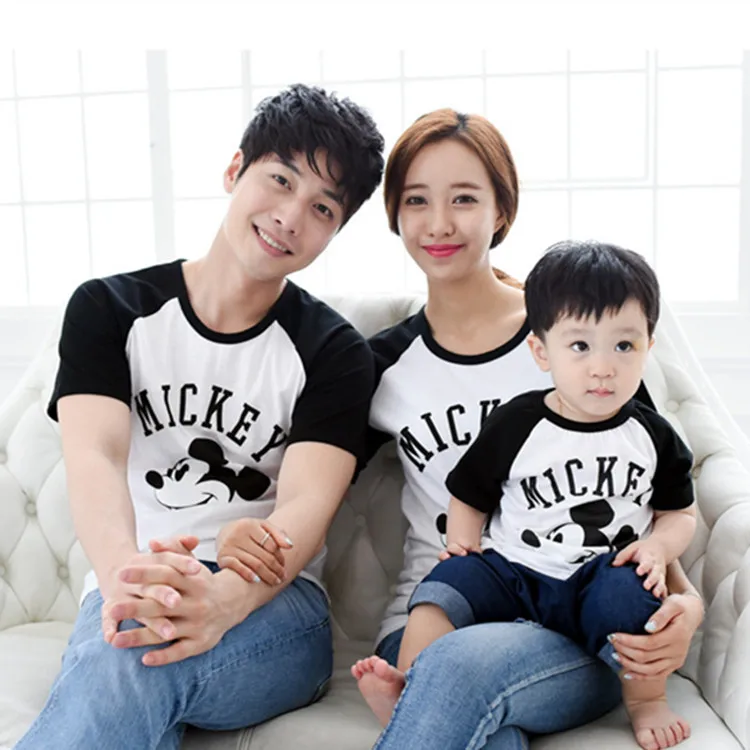2017 Одинаковая одежда для всей семьи матери и дочери Летняя хлопковая Футболка
