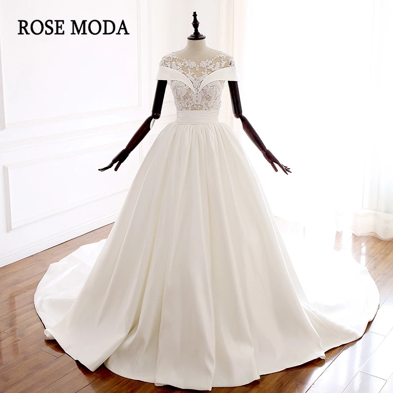 

Rose Moda Vintage Wedding Dress with Lace Short Sleeves Bridal Satin Wedding Dress Lace Up Back Real Photos
