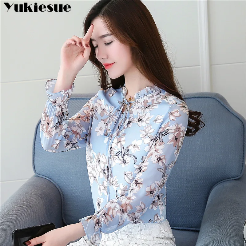 Женская офисная блузка белая с длинным рукавом и оборками большие размеры лето