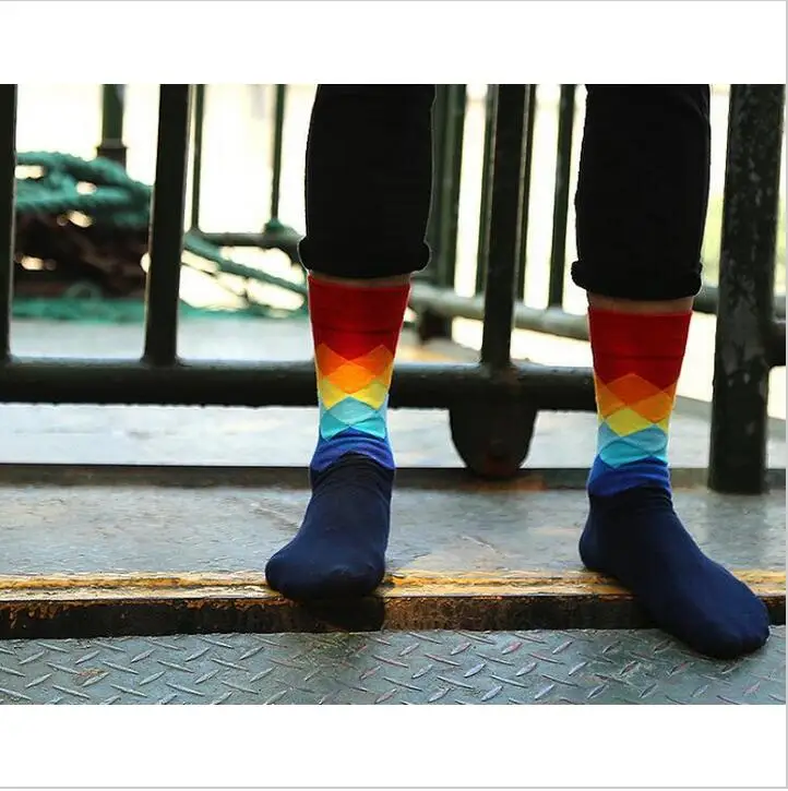 10 цветов, мужские носки в британском стиле, клетчатые calcetines, градиентные цвета, брендовые Элитные Длинные хлопковые носки для счастливых мужчин