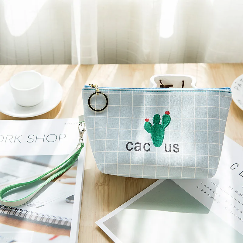 

Hot Sale Green Cactus Design Makeup Bag Women Bags Waterproof Travel Cosmetic Bag Organizer Case Necessaries Wash Toiletry Bags