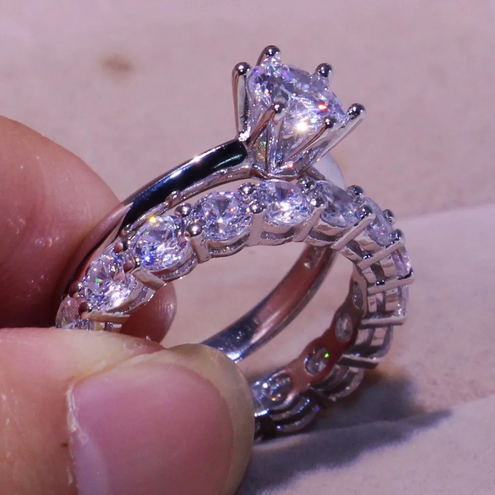 Кольцо из серебра 925 пробы с фианитом 5 А | Украшения и аксессуары