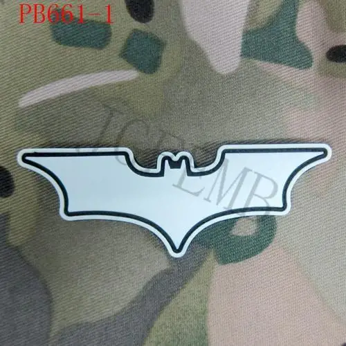 Логотип БЭТМЭН военный тактический боевой 3D ПВХ патч значки белый красный серый