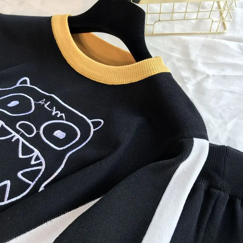 ALPHALMODA трикотажные брюки костюм консервативный Стиль Милая Вышивка Мультфильм женский Забавный с коротким рукавом свитер брюки спортивный костюм
