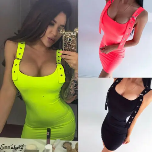 Стильное женское облегающее платье на бретельках без рукавов с воротником