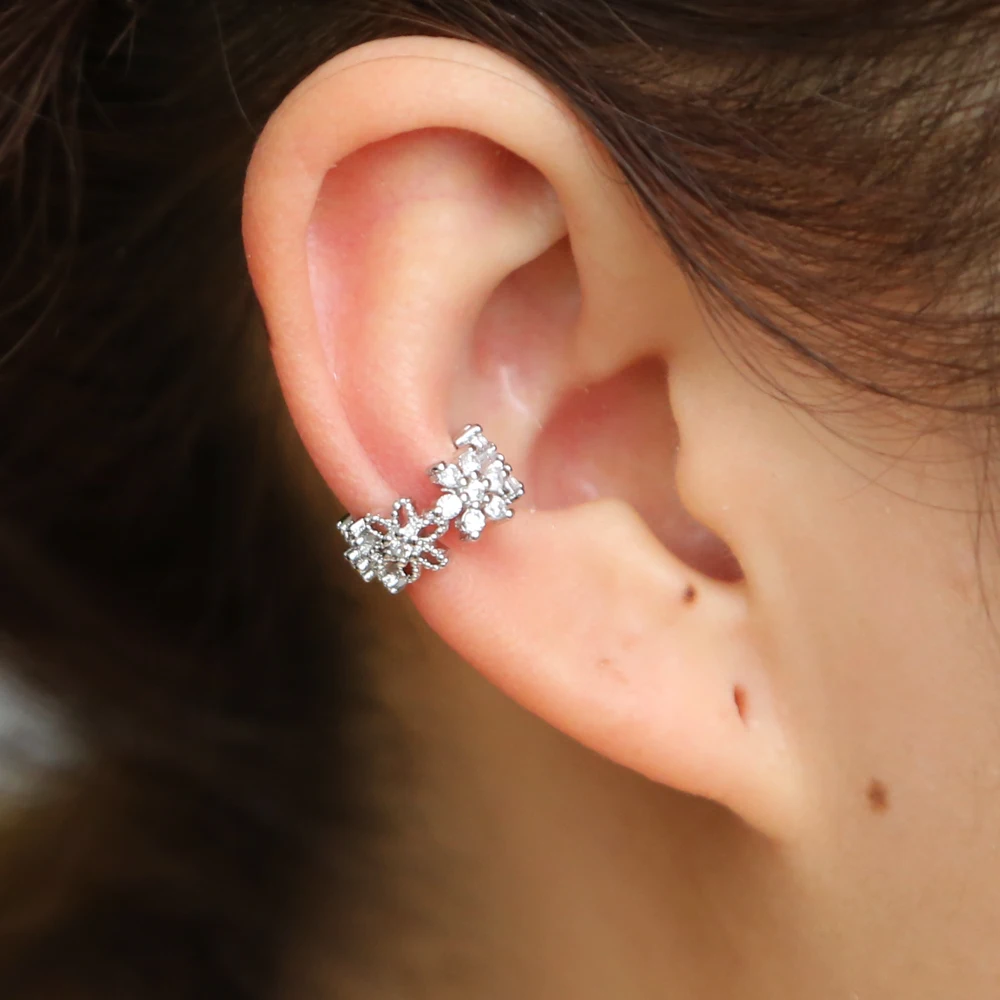 Серьги из стерлингового серебра 925 пробы, каффы для ушей, клипсы в виде снежинок, милые маленькие фианиты с цветком, 2 цвета, без пирсинга, женские серьги, аксессуары