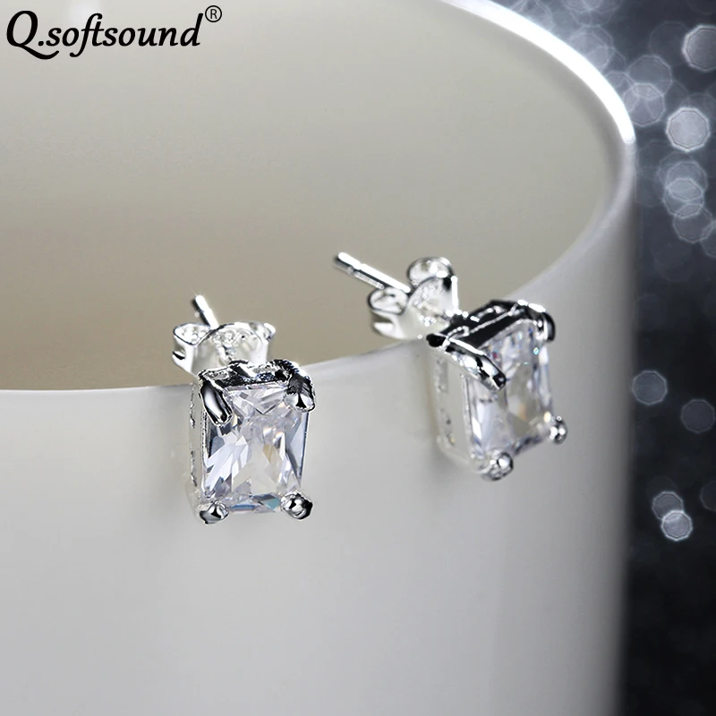 Женские прямоугольные серьги гвоздики с огранкой Принцесса из циркония класса