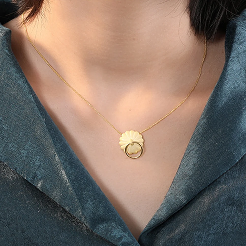 Женское ожерелье с подвеской LEVEN матовое Золотистое Ожерелье из стерлингового