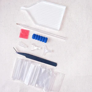 white tools kit YIKEE алмазов картина ящик для хранения, световая панель для доска a4 светодиодный планшет, лотком, аксессуары с ручкой для алмазной вышивки - Цвет: white tools kit