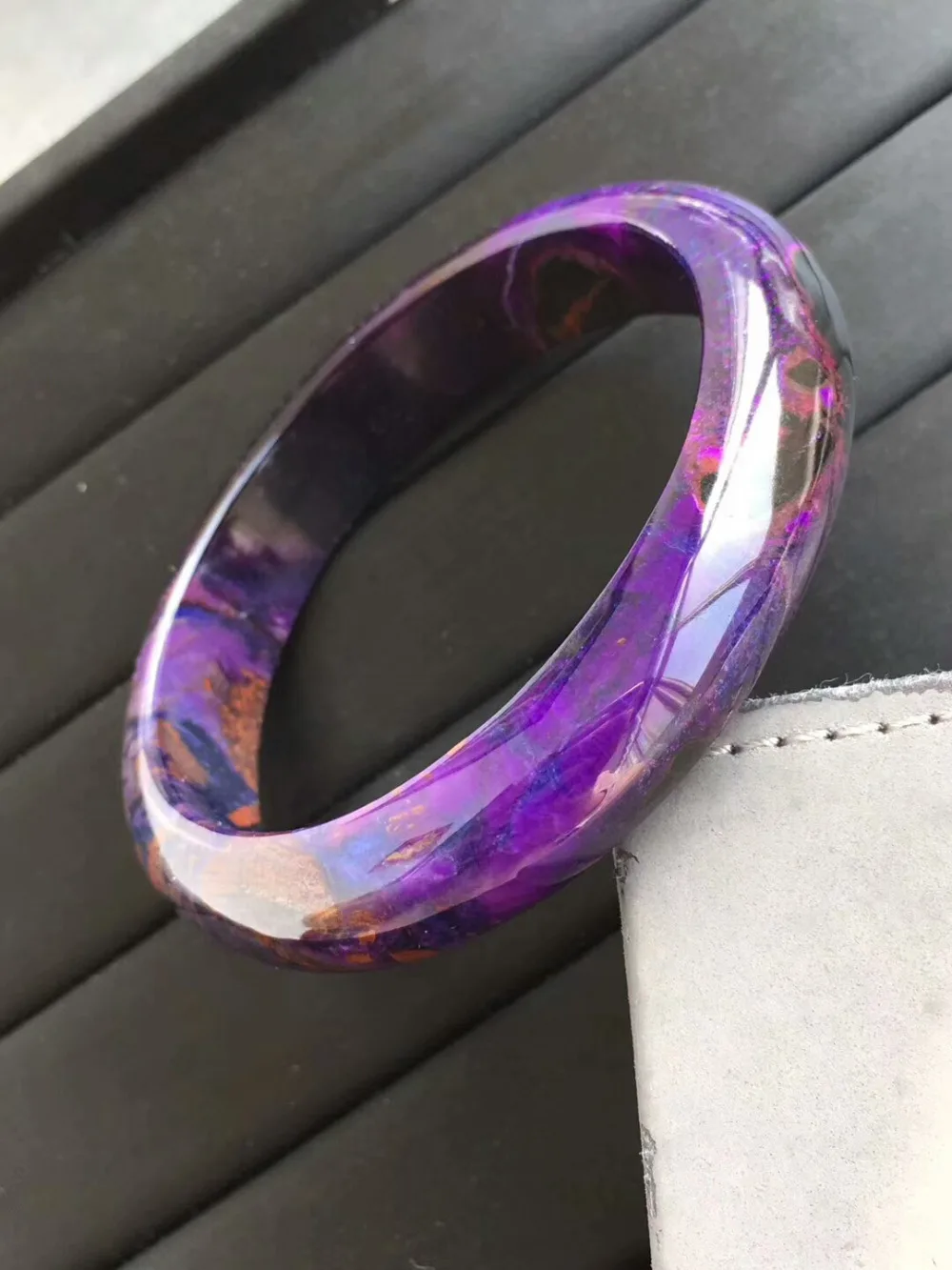 Высокое качество натуральный Sugilite Королевский Фиолетовый драгоценный камень