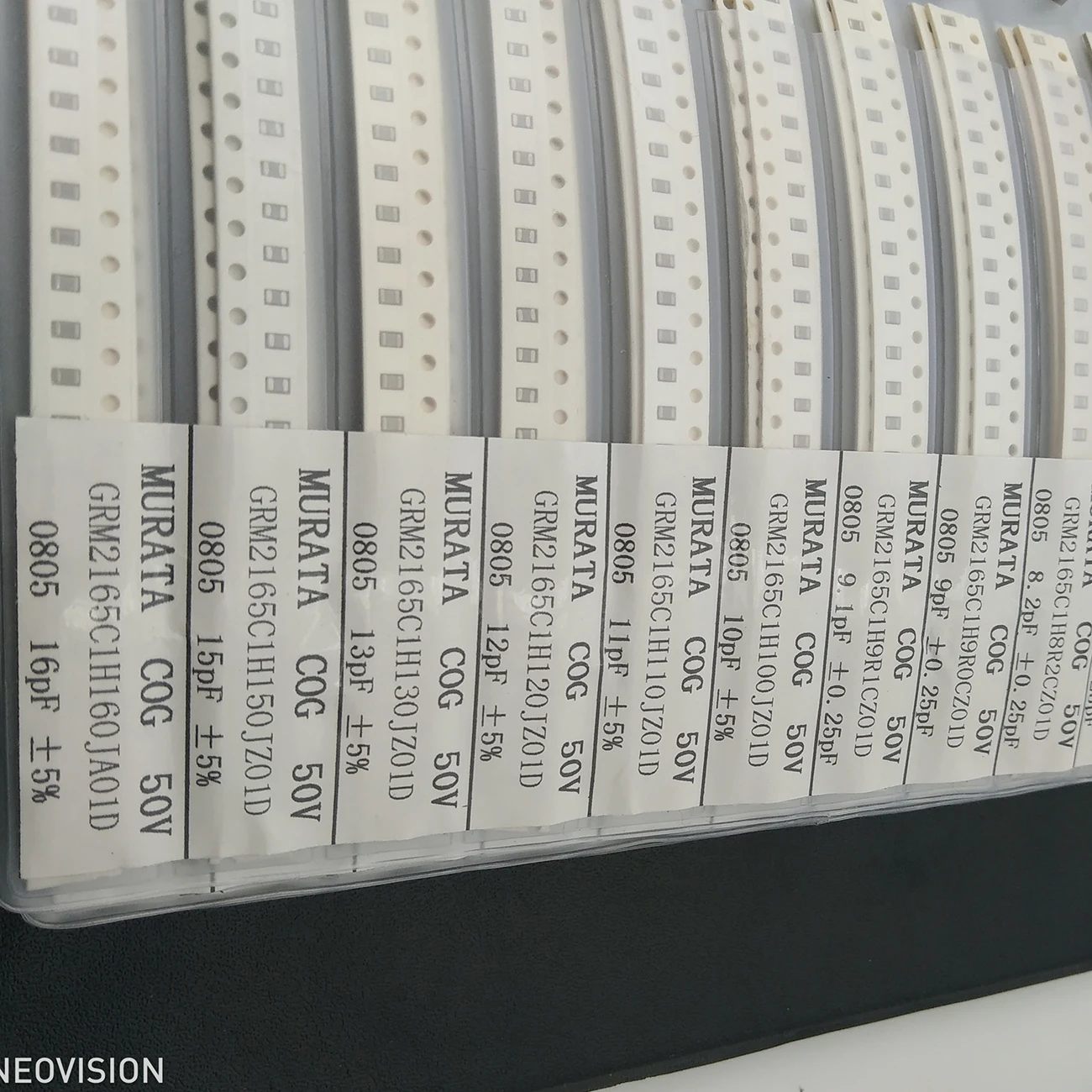 Конденсаторы микросхем 0805 SMD в ассортименте 92 значения x 50 шт. 4600 образец