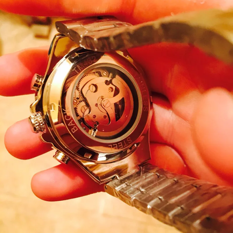 Популярные спортивные дизайнерские золотые часы мужские от ведущего бренда