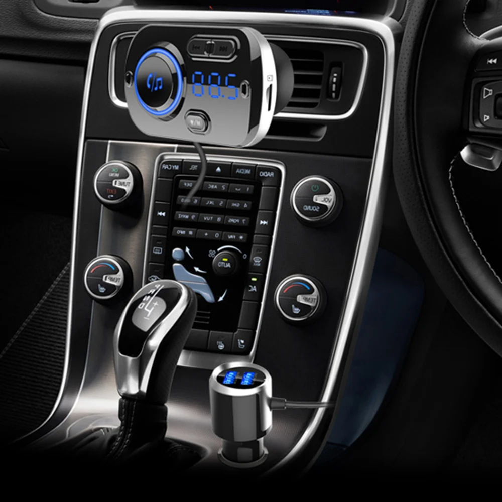 FM-трансмиттер автомобильный с 2 USB-портами и поддержкой быстрой зарядки |