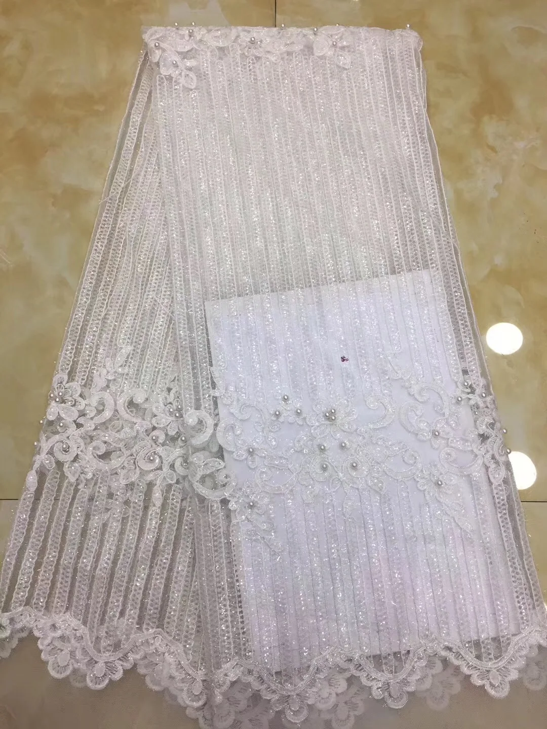 

Latest Nigerian Laces 2019 Embroidered Lace Trim 3d Flower Fabric High Quality African French Lace With Beaded for Women DP31