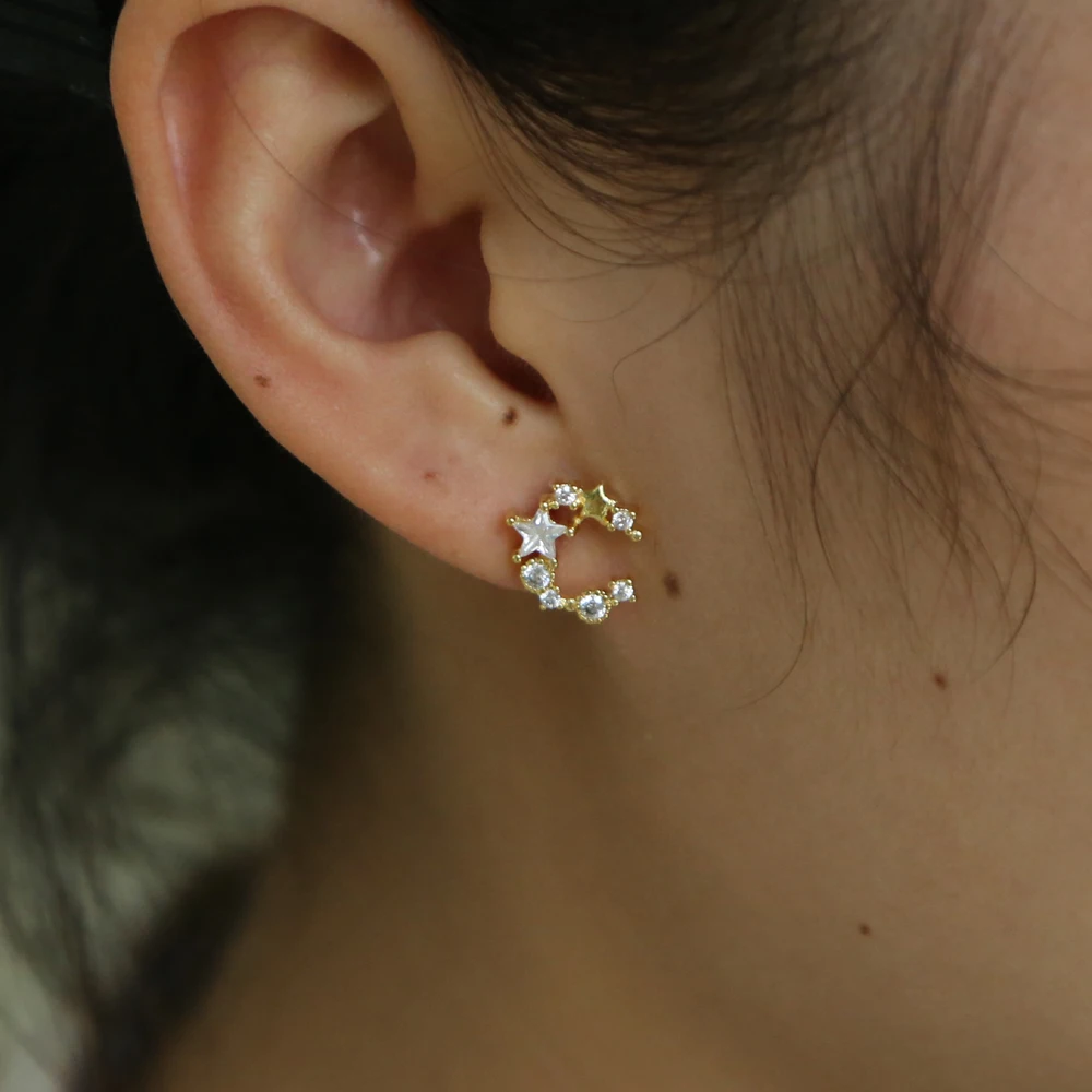 

2018 New Fashion Women Gold Color Star Streamlined Crystal Earrings Girl Jewelry Pendante Femme