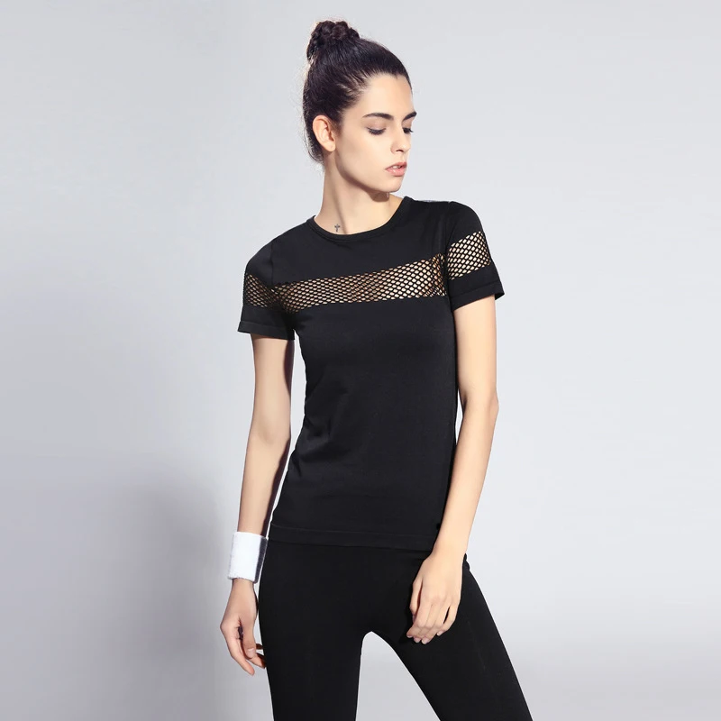 Женская футболка с коротким рукавом для занятий спортом фитнесом быстросохнущая