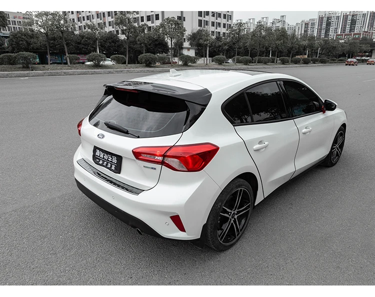 Для Ford Focus спойлер+ Фокус хэтчбек RS Высокое качество ABS Материал заднего крыла праймеры цвет задний спойлер STLine стиль