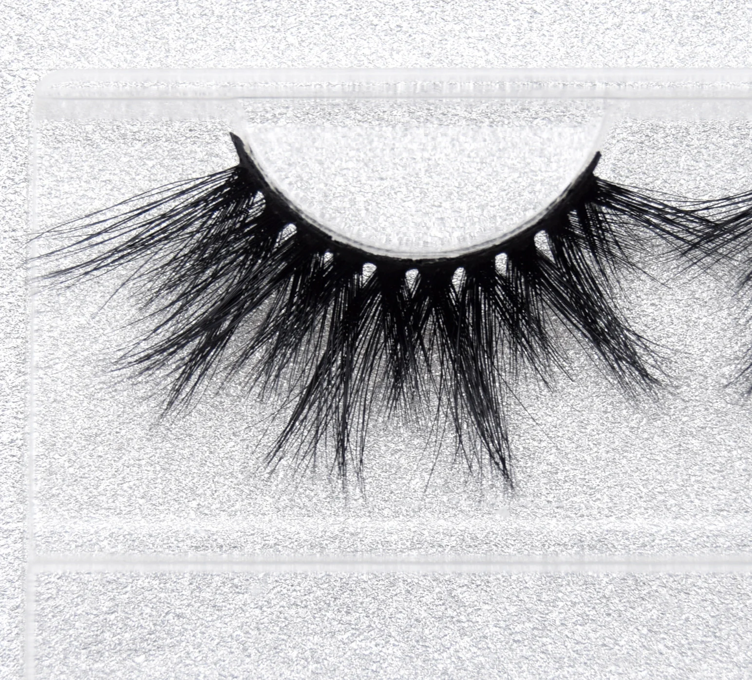 

Visofree 25mm Eyelashes Fashion Soft Pure False Eyelashes Adhesives Glamour Crisscross Eye lashes Makeup Beauty Lash E80