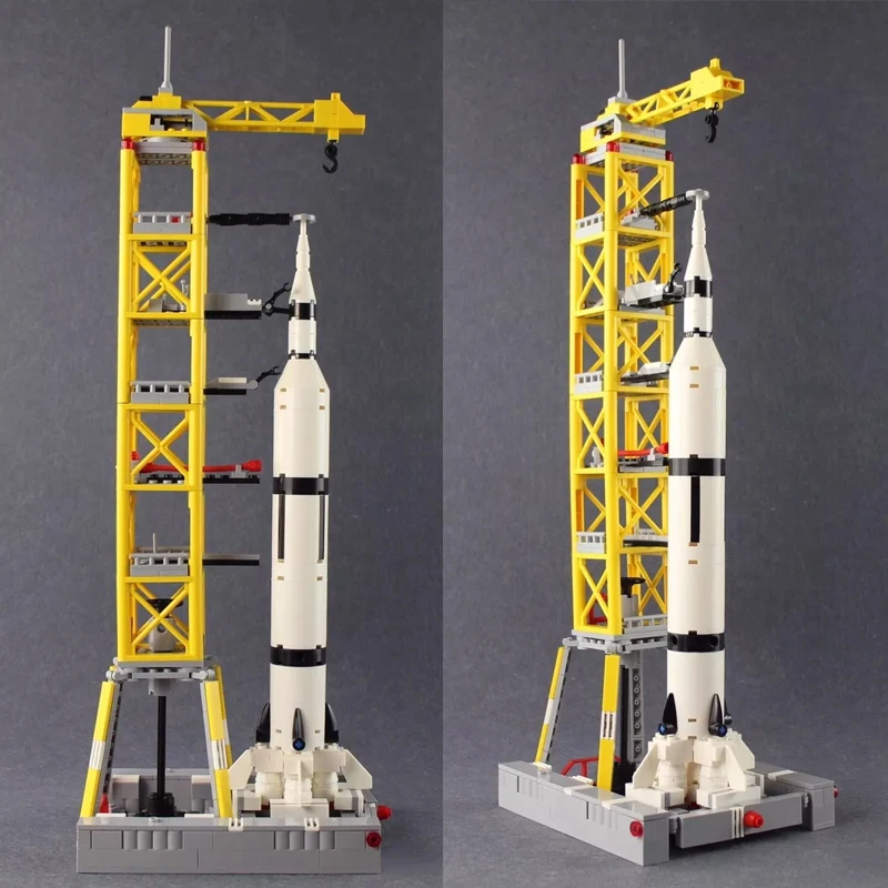 Авиационная модель ракетного пускового устройства Saturn 5 совместимая с