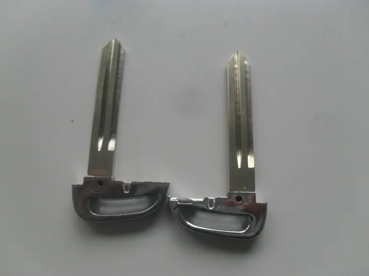 

Smart Key Blade For Hyundai Verna Emergency Spare Key Shell( Right ) 10PCS/lot