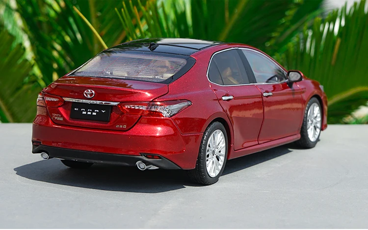 Изысканный 1:18 Toyota восьмого поколения Camry спортивная версия модели сплава автомобиля, коллекционная машинка Модель украшения