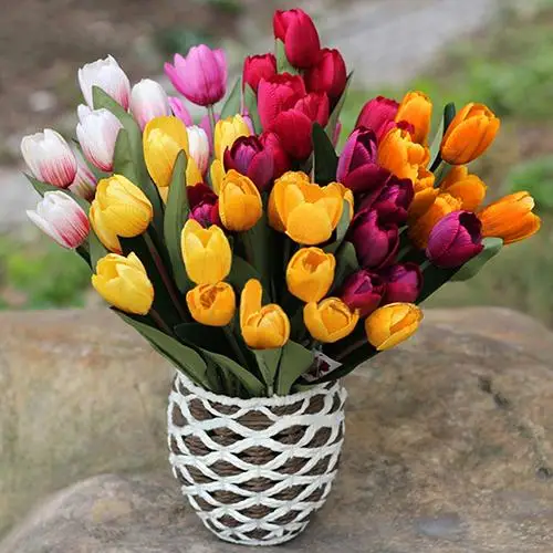 

New 1 Bouquet 9 Heads Fake Tulip Artificial Flowers Real Touch Silk Tulip Flowers for Home Office Wedding Decor hot 2019