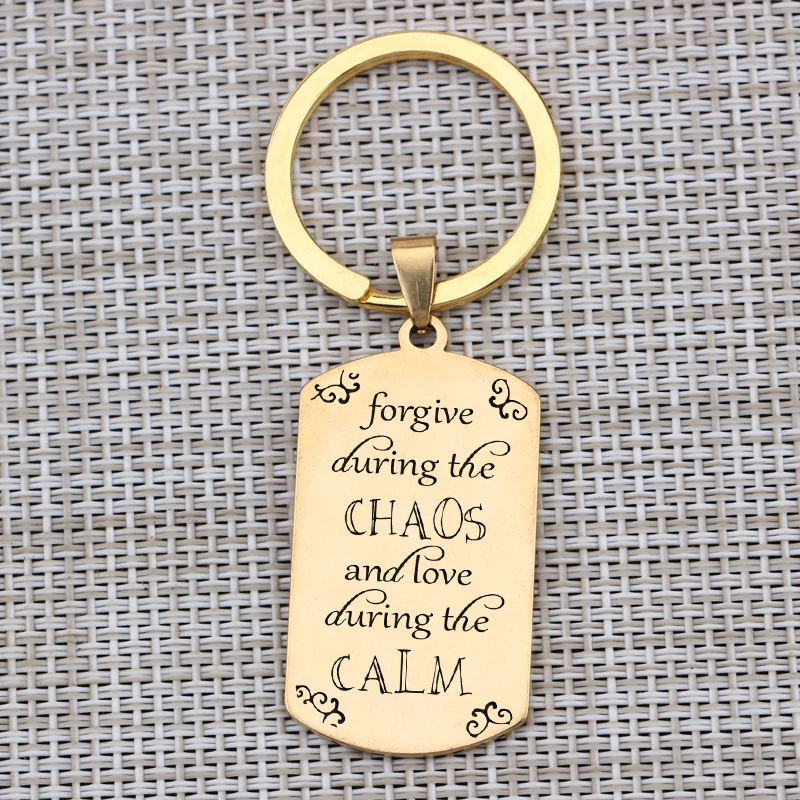 Inspire брелок с гравировкой простите во время Хаоса любовь... Мужская и женская мода