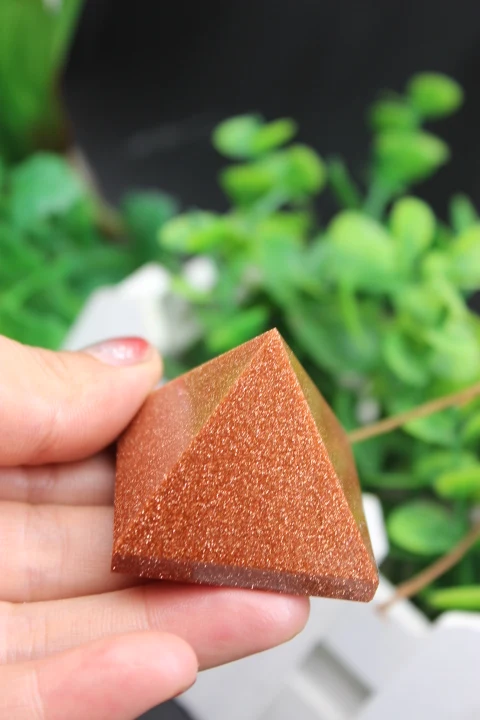 61 грамма пирамиды из натурального кварца и кристалла | Дом сад