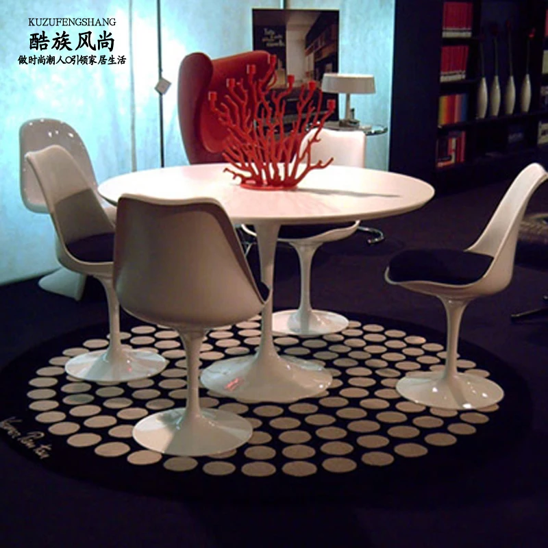 Fiberglass tulip table round conference to discuss computer desk Continental dining stylish reception | Мебель