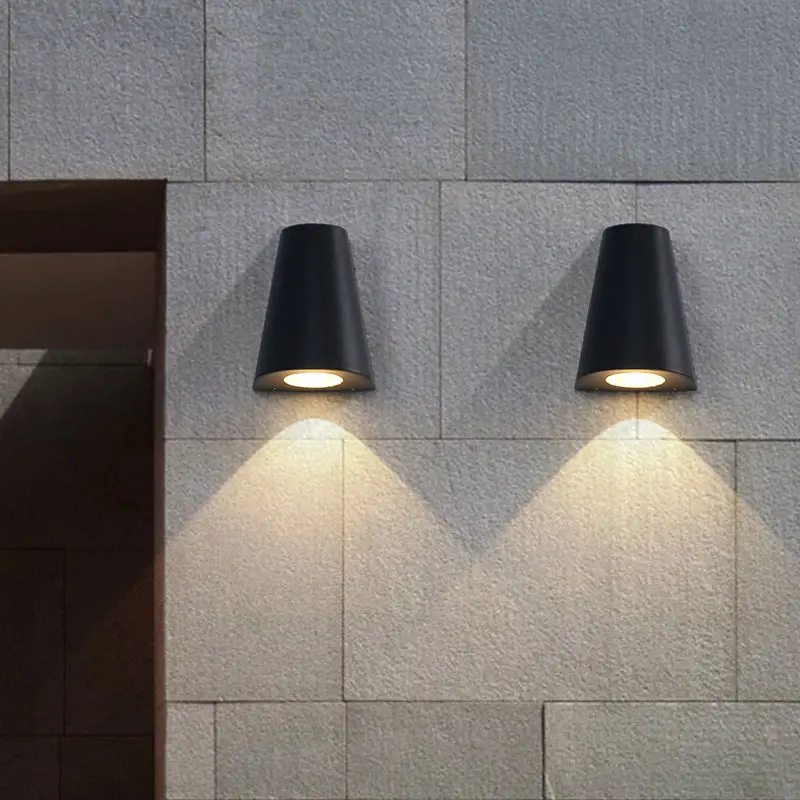 Современный светодиодный настенный светильник для крыльца водонепроницаемый