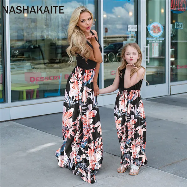 Black NASHAKAITE/платья для мамы и дочки; повседневное длинное платье в стиле пэчворк без рукавов с цветочным рисунком для мамы и дочки; одежда «Мама и я» - Цвет: Black