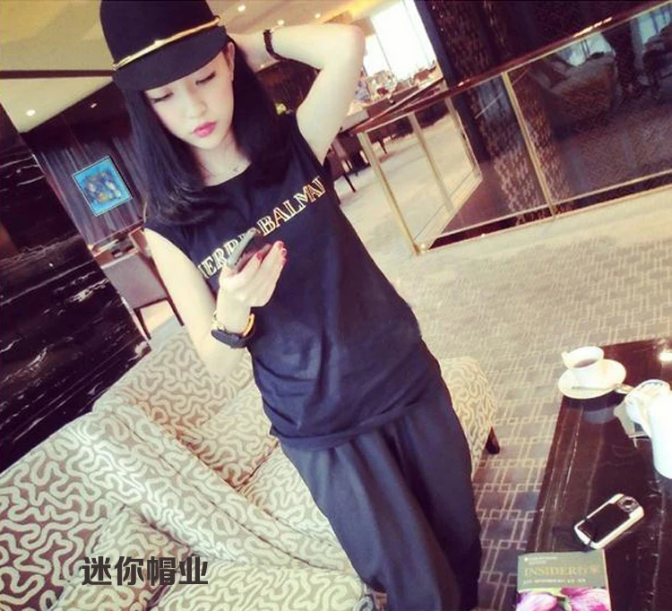 Женская винтажная Кепка из шерсти с золотой цепочкой | Аксессуары для одежды