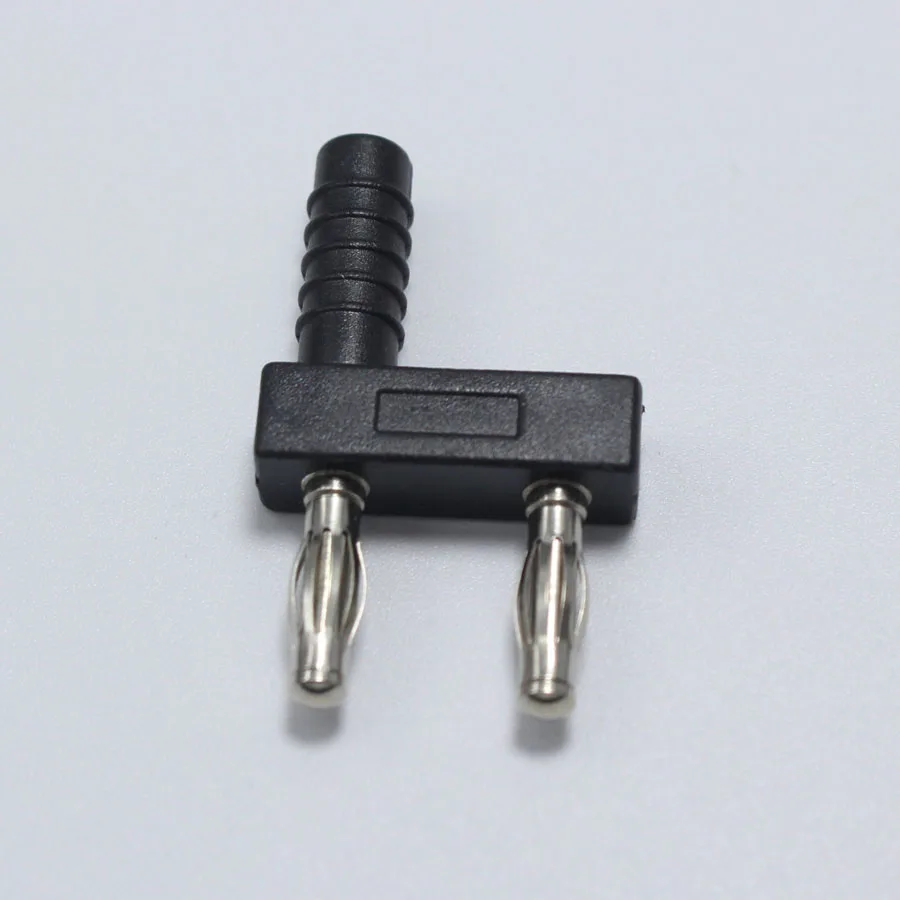 Штепсельная вилка типа банан 2 ряда из чистой меди с расстоянием между штекерами