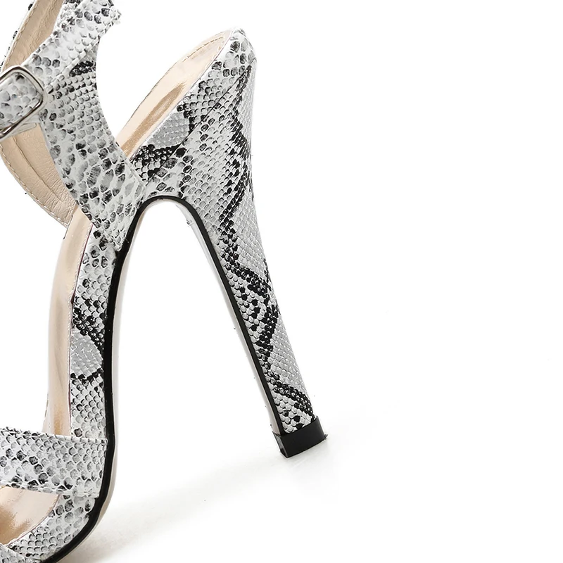 Туфли лодочки на высоком каблуке с острым носком и змеиным принтом|Женские туфли|