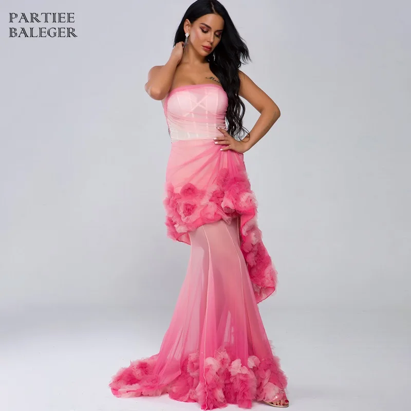 Длинное Сетчатое платье без бретелек с цветочным принтом и оборками | Женская