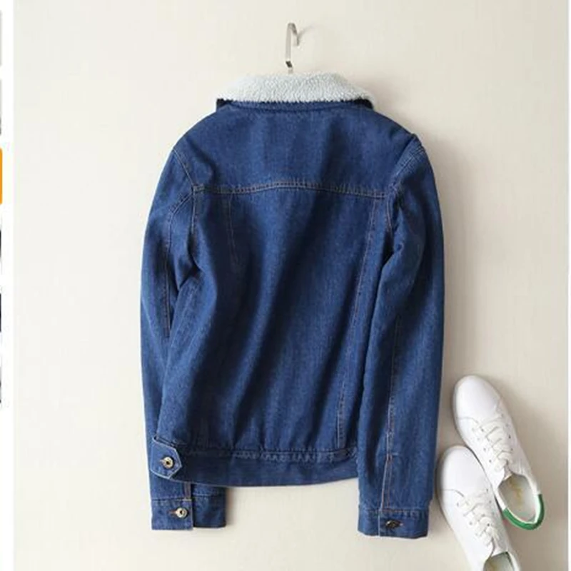 Женская джинсовая куртка зимняя теплая парка с мехом ягненка винтажная