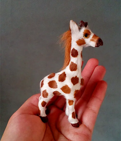 Миниатюрная имитация жирафа из смолы и меха deers 10 см Игрушечная модель реквизит