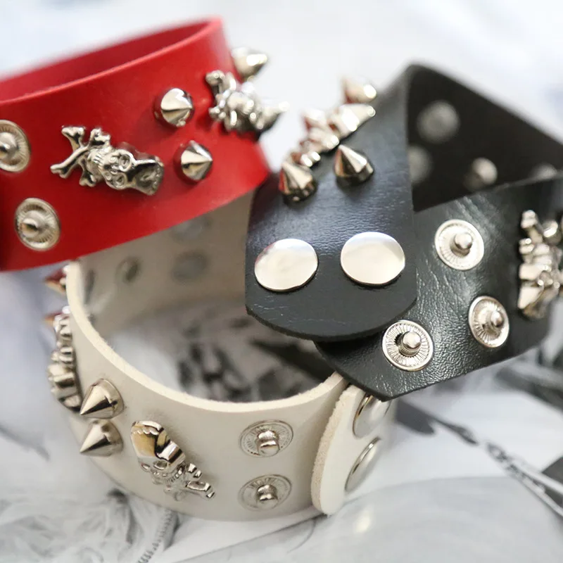 Рок ретро заклепочные шипы Готический Череп Скелетон кожаные браслеты черный