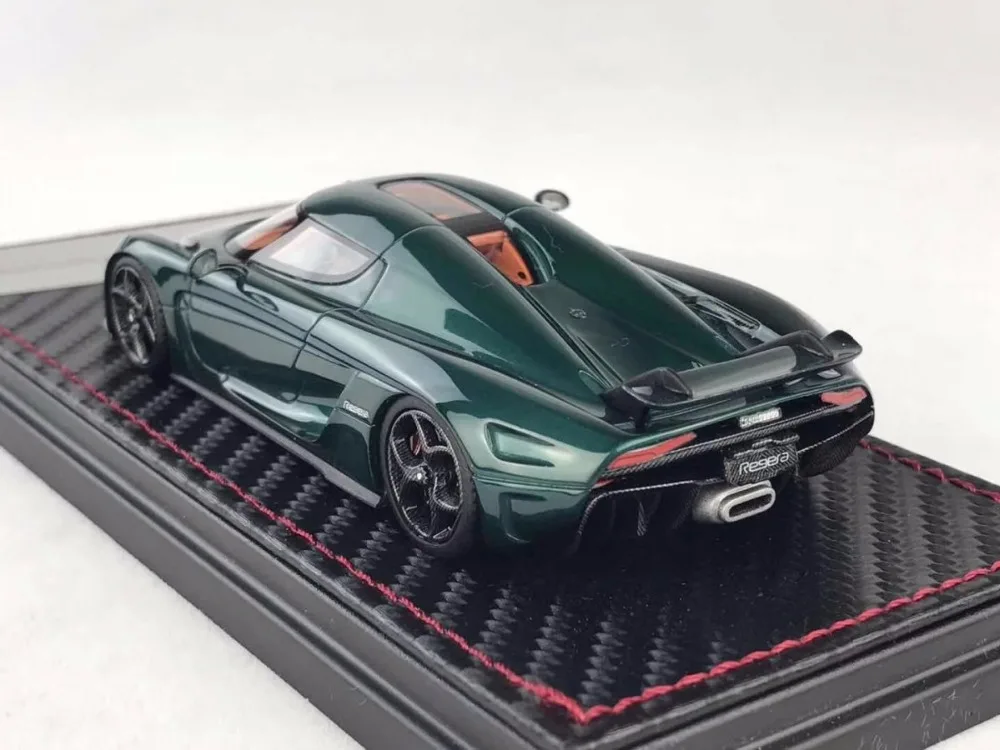 Полимерная модель автомобиля SophiArt Koenigsegg Regera 1:43 (зеленый) + маленький подарок! |