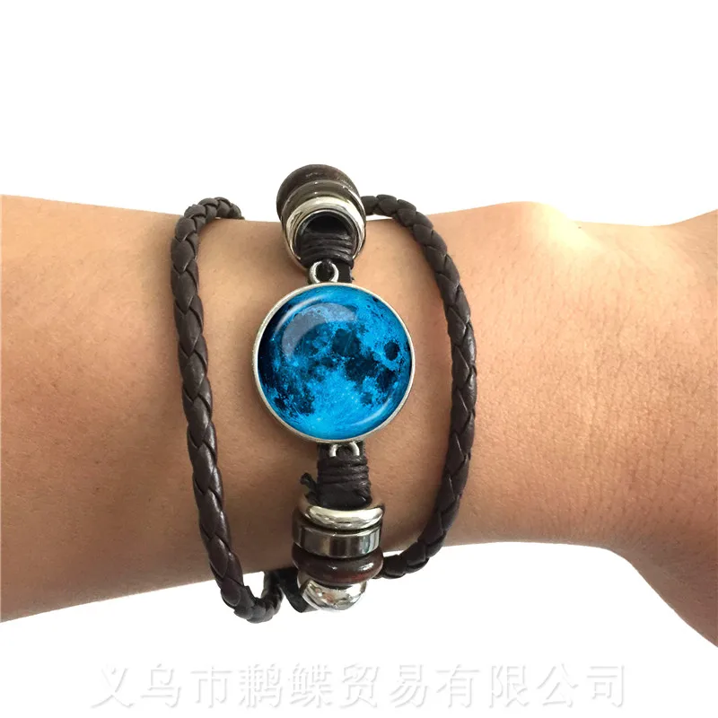 

2018 Multi Color Handmade Natural Nebula Galaxy Space Glass Cabochon Braided Leather Bracelets Punk Jewelry Gift Men Women