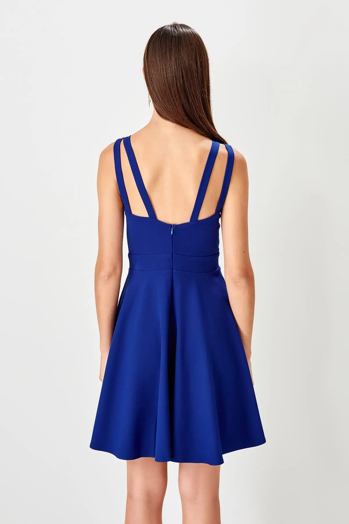 Trendyol Saks асимметричное платье TPRSS19FZ0401|Женские платья| |