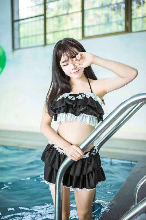 Женский купальный костюм Мягкий купальник розового цвета с оборками и высокой